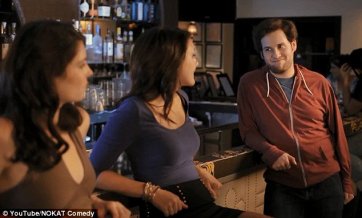 article-2510597-1989cb1500000578-737_634x382